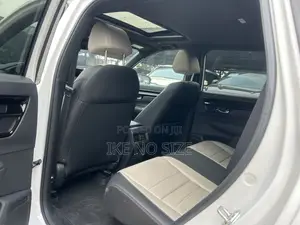 Honda CR-V 2023 White