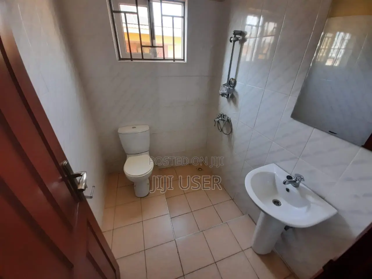 3bdrm House in Devtracco, Community 25 for rent