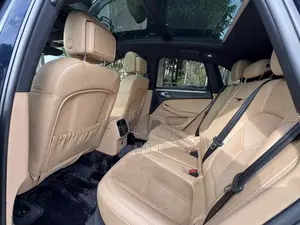 Porsche Macan 2018 Blue