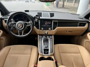 Porsche Macan 2018 Blue