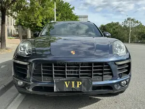 Porsche Macan 2018 Blue