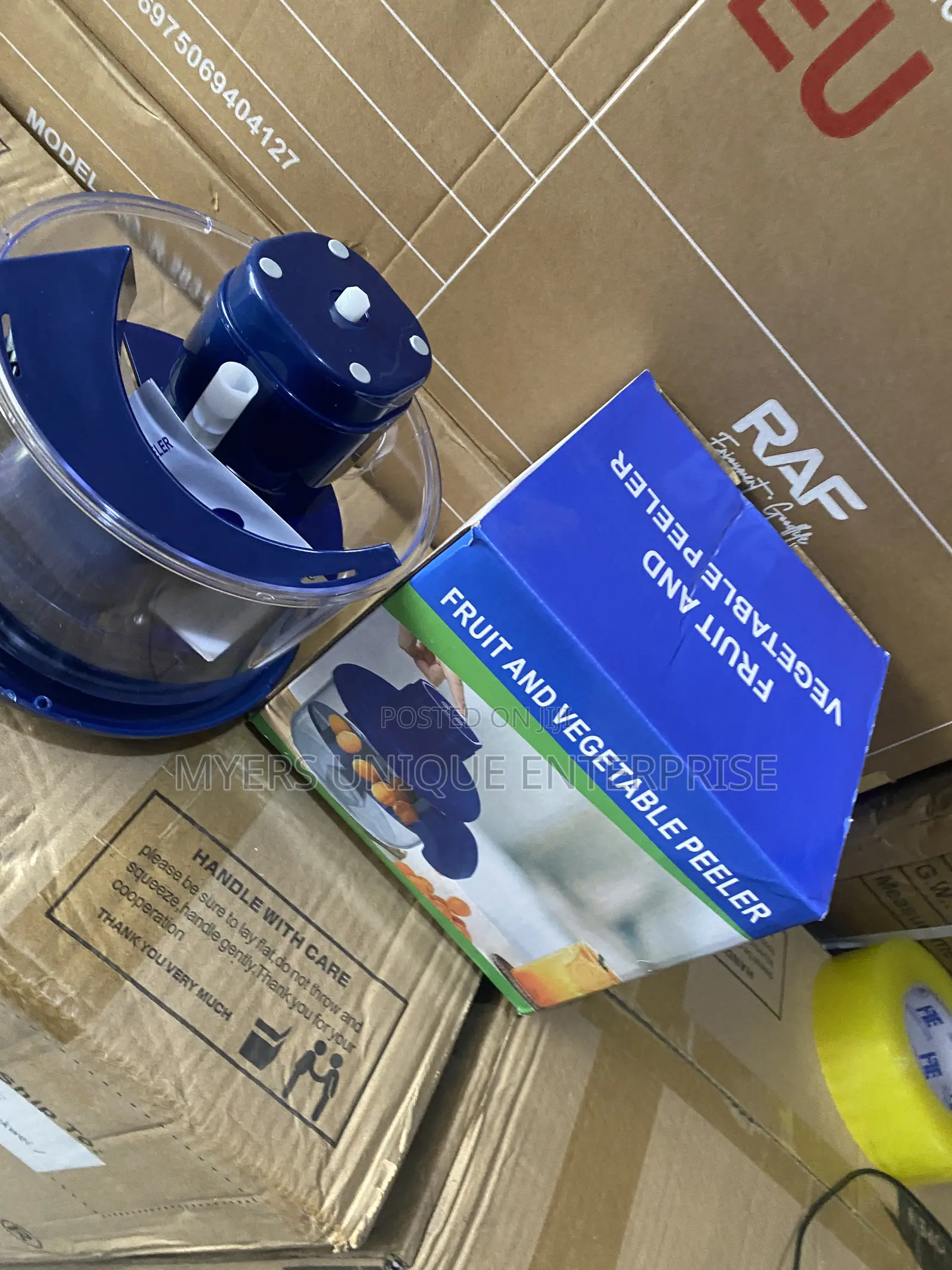 Portable Fruit Vegetable Washing and Peeling Device