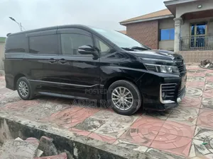 Toyota Voxy ZS Kirameki 4WD 7-Seater 2014 Black