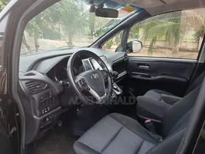 Toyota Voxy ZS Kirameki 4WD 7-Seater 2014 Black