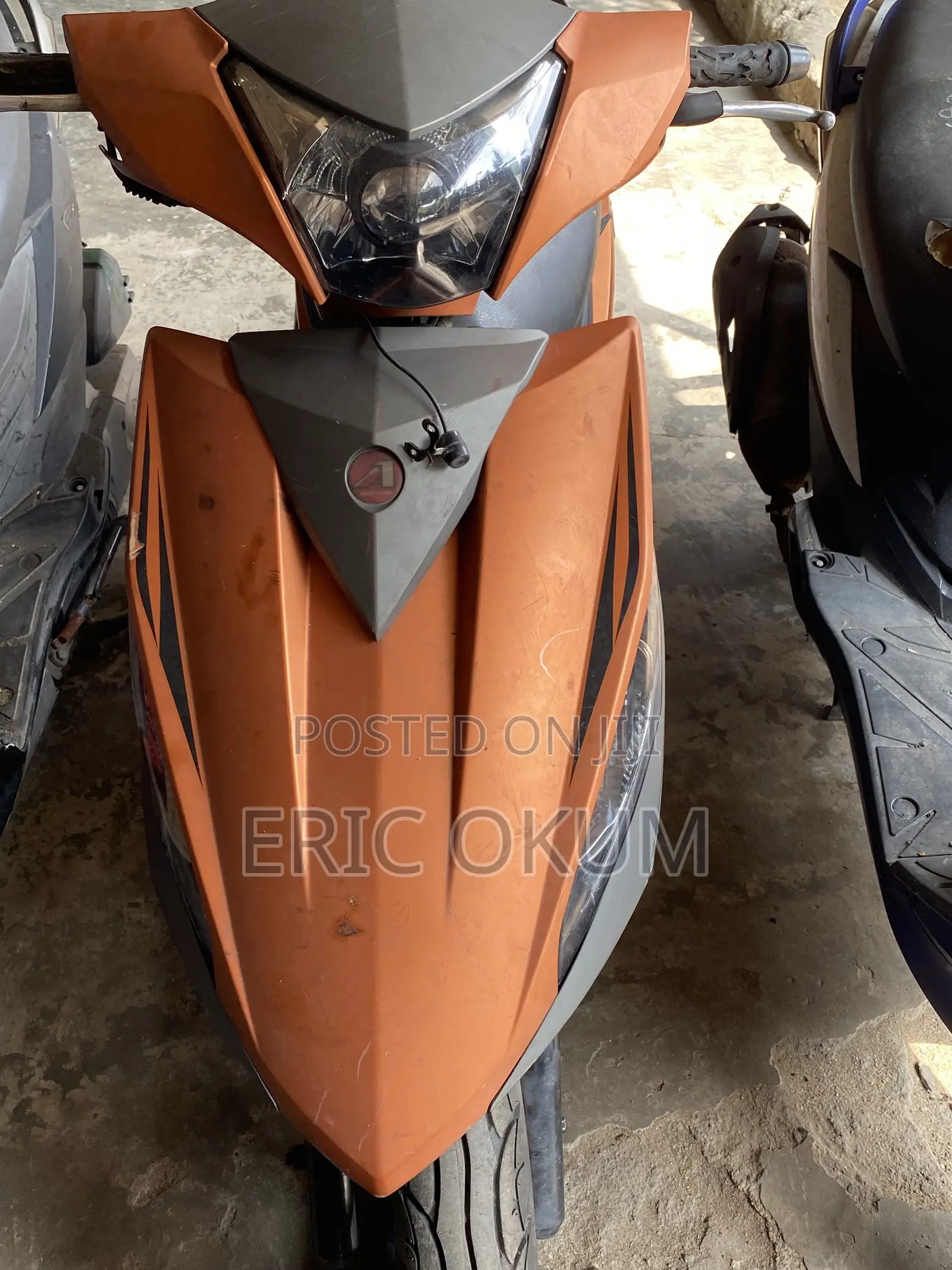 Motorcycle 2023 Orange
