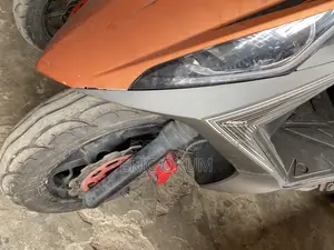 Motorcycle 2023 Orange