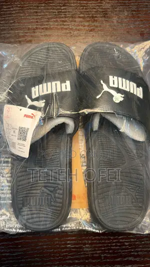 PUMA Unisex Slides