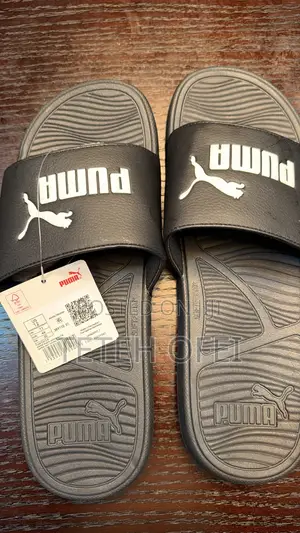 PUMA Unisex Slides