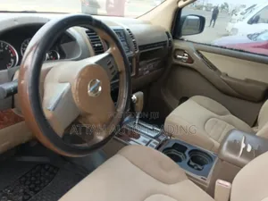 Nissan Pathfinder 2008 Red