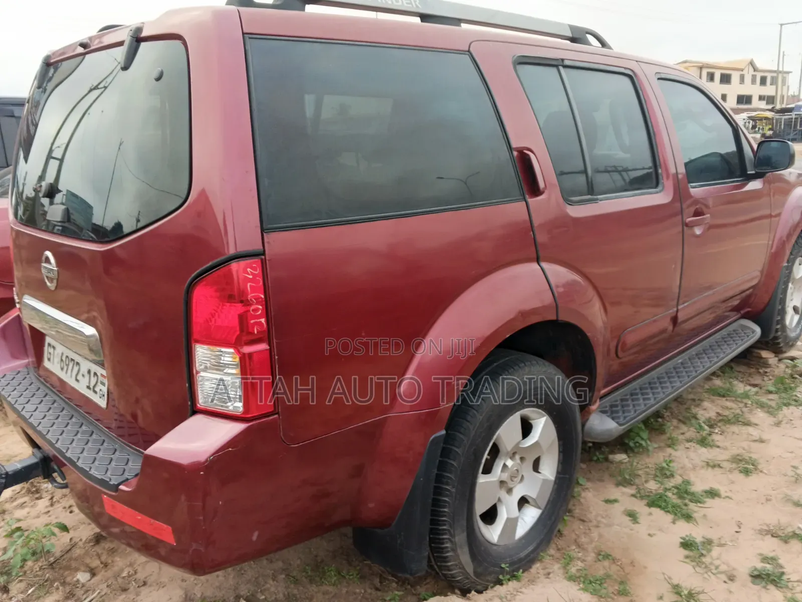 Nissan Pathfinder 2008 Red