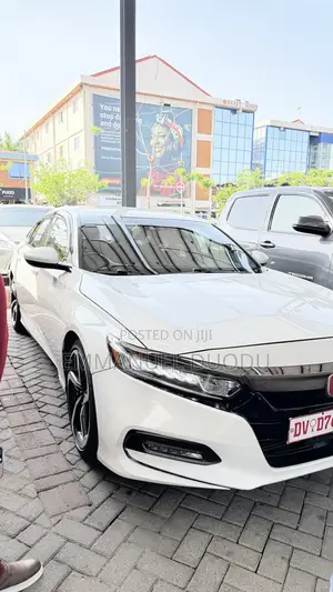 Honda Accord 2018 White