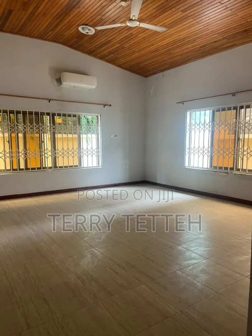 4bdrm House in Trade Fair for rent