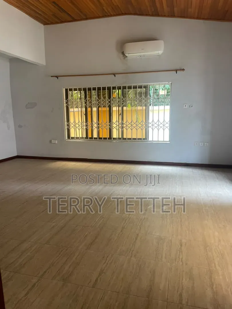 4bdrm House in Trade Fair for rent