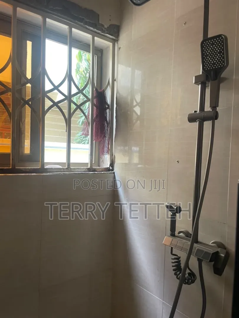 4bdrm House in Trade Fair for rent