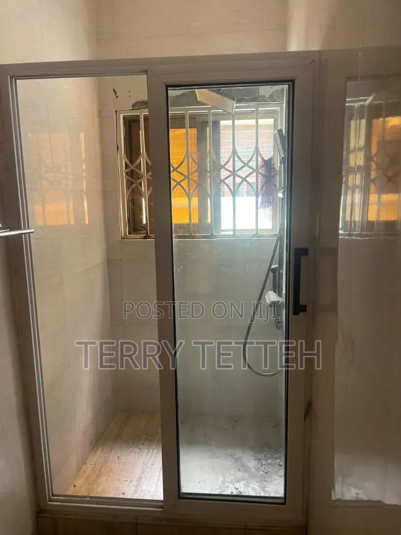 4bdrm House in Trade Fair for rent