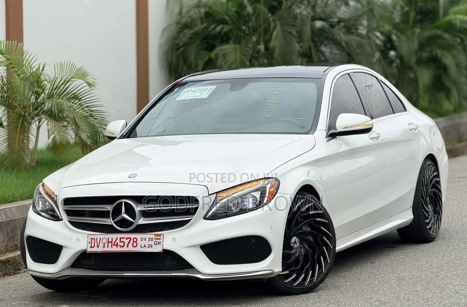 Mercedes-Benz C300 Sport 4Matic Sedan AWD (2.0L 4cyl 7A) 2017 White