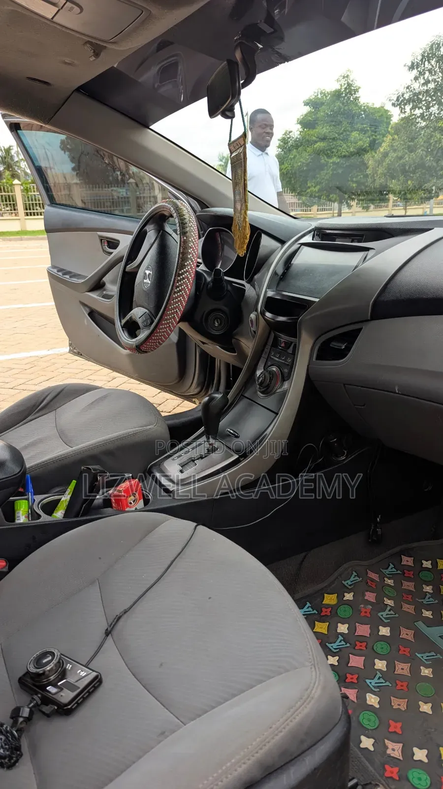 Hyundai Elantra Limited Sedan FWD (1.8L 4cyl 6A) 2013 Gray