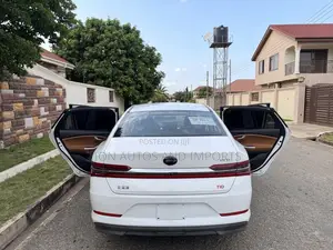 BYD Qin Plus DM-i 2021 White