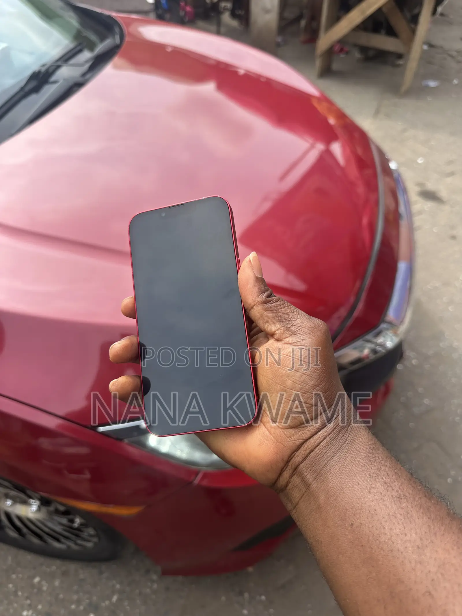 Apple iPhone 13 128 GB Red