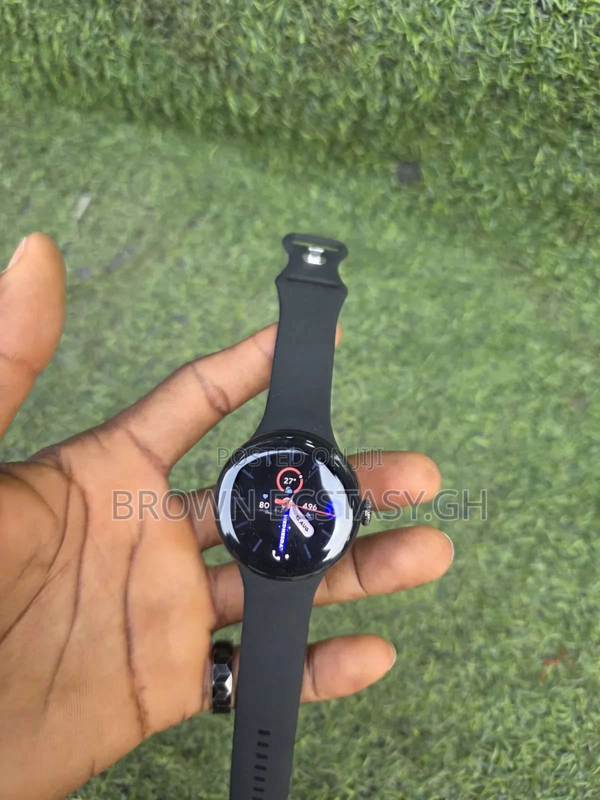 Google Pixel Watch 2 (Crack on the Screen)