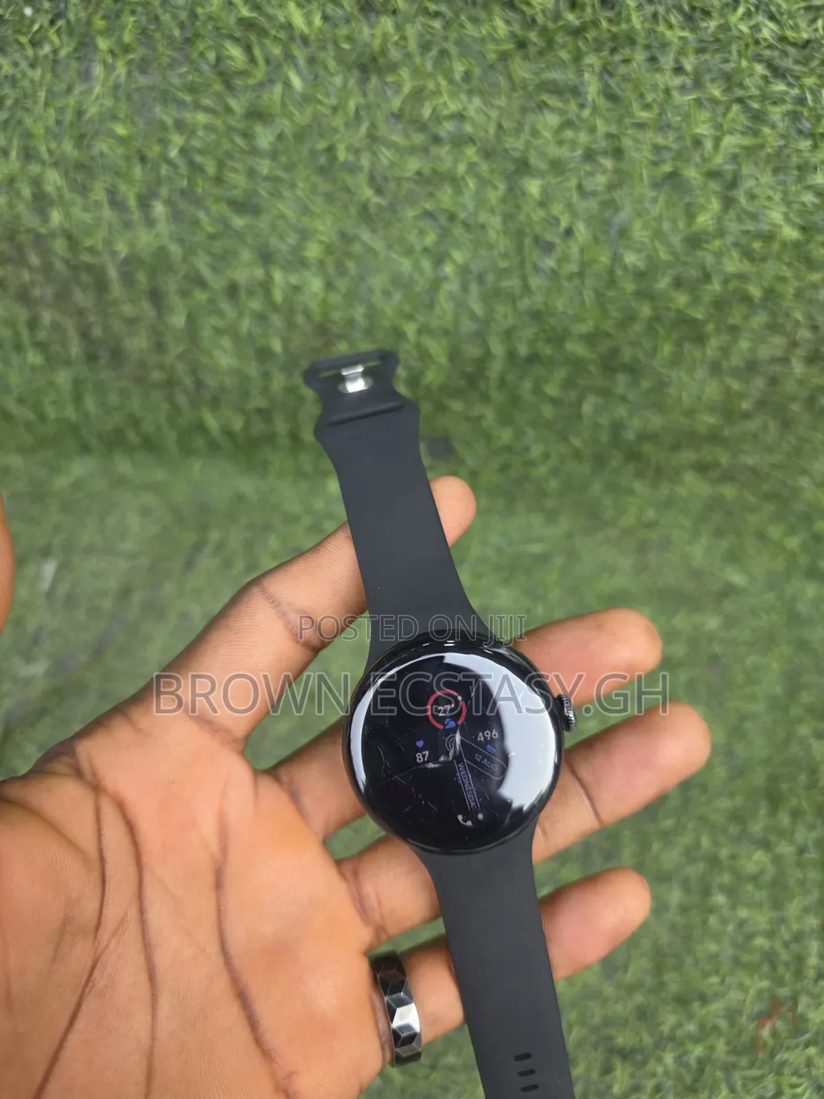 Google Pixel Watch 2 (Crack on the Screen)