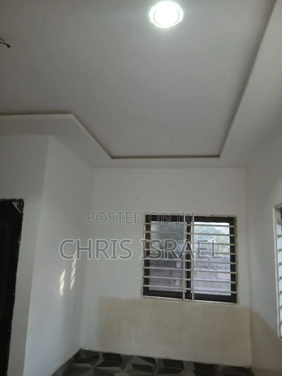 1bdrm Room & Parlour in Malejor School for rent