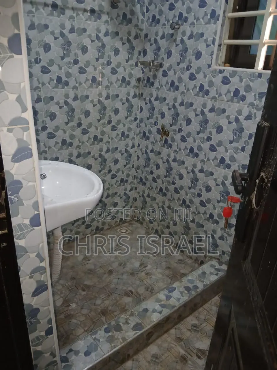 1bdrm Room & Parlour in Malejor School for rent