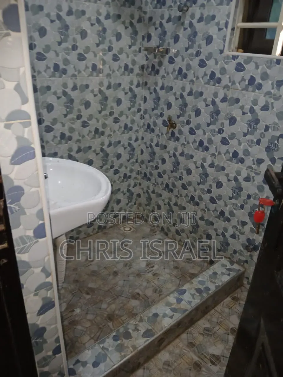 1bdrm Room & Parlour in Malejor School for rent