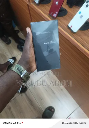 New Samsung Galaxy S23 256 GB Green