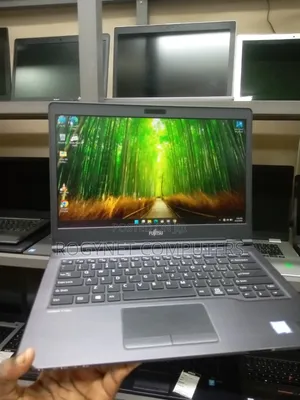 Laptop Fujitsu Lifebook U749 16GB Intel Core i7 SSD 256GB