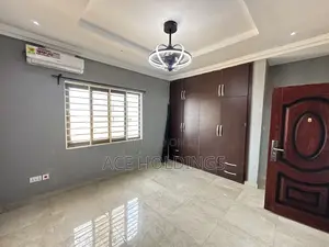 2bdrm Apartment in West Trasacco, School Junction for rent