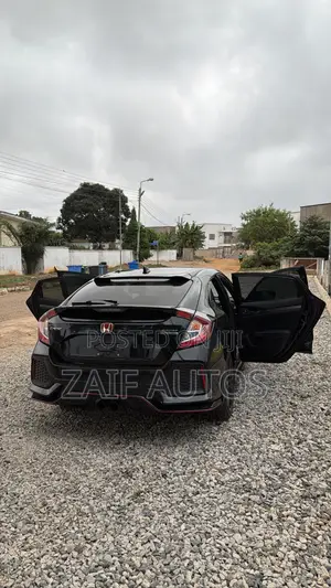 Honda Civic EX 4dr Hatchback (1.5L 4cyl) 2017 Black