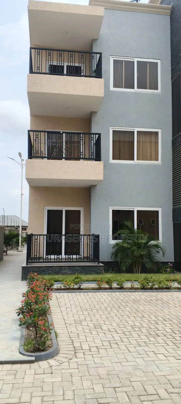 2bdrm Apartment in Odumasi, Agape for rent