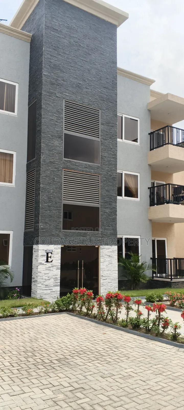 2bdrm Apartment in Odumasi, Agape for rent