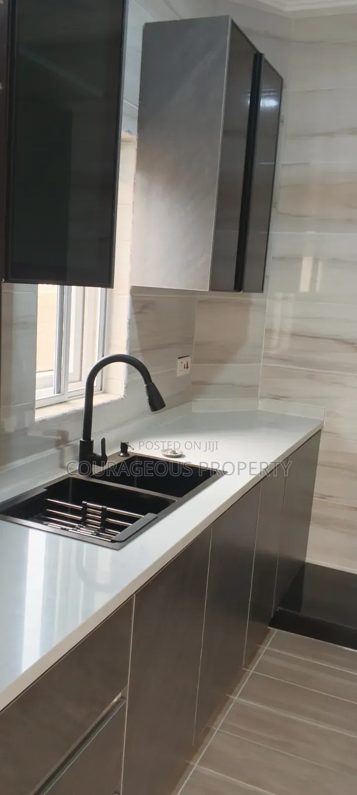 2bdrm Apartment in Odumasi, Agape for rent