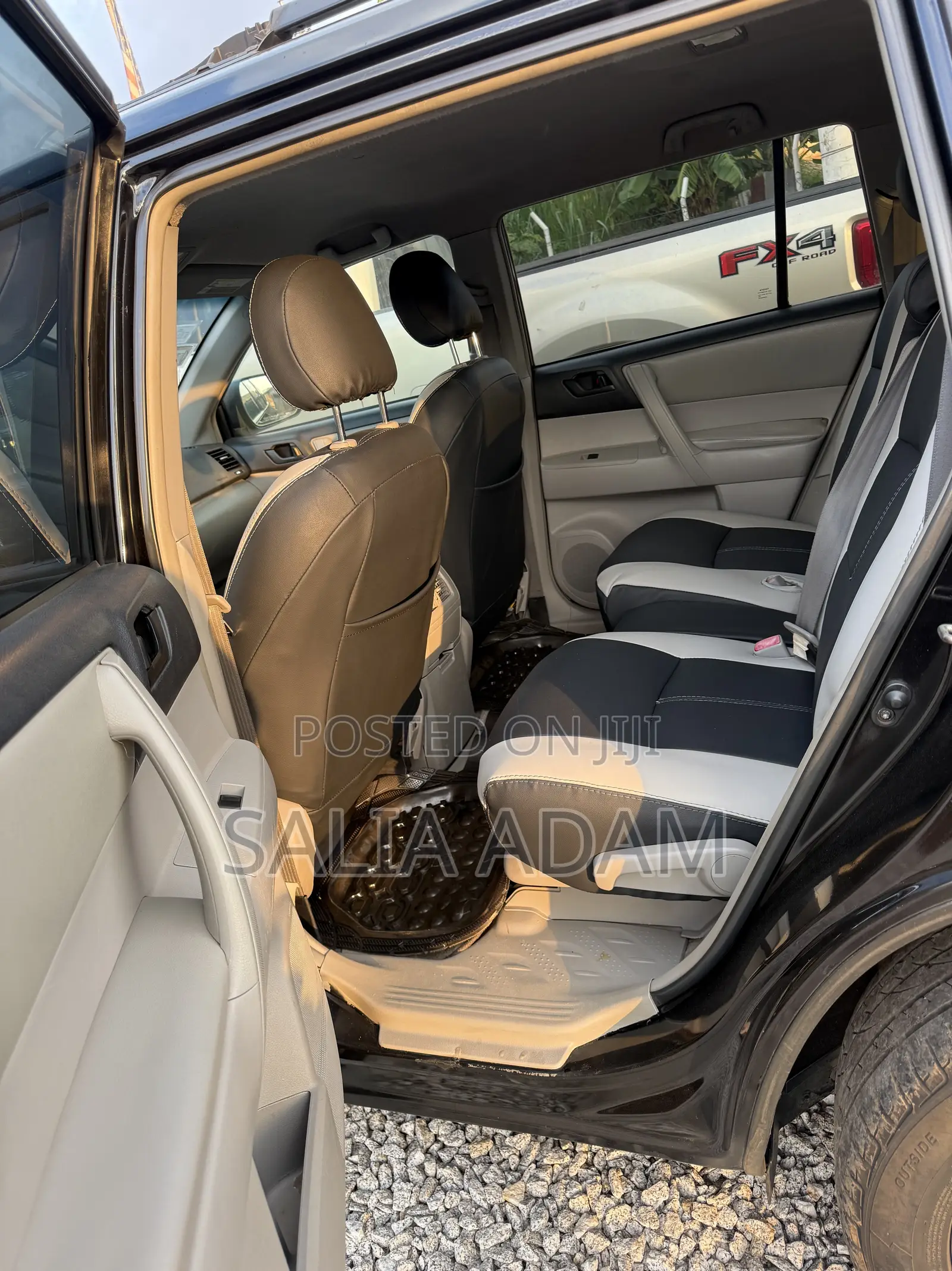 Toyota Highlander 2011 Black
