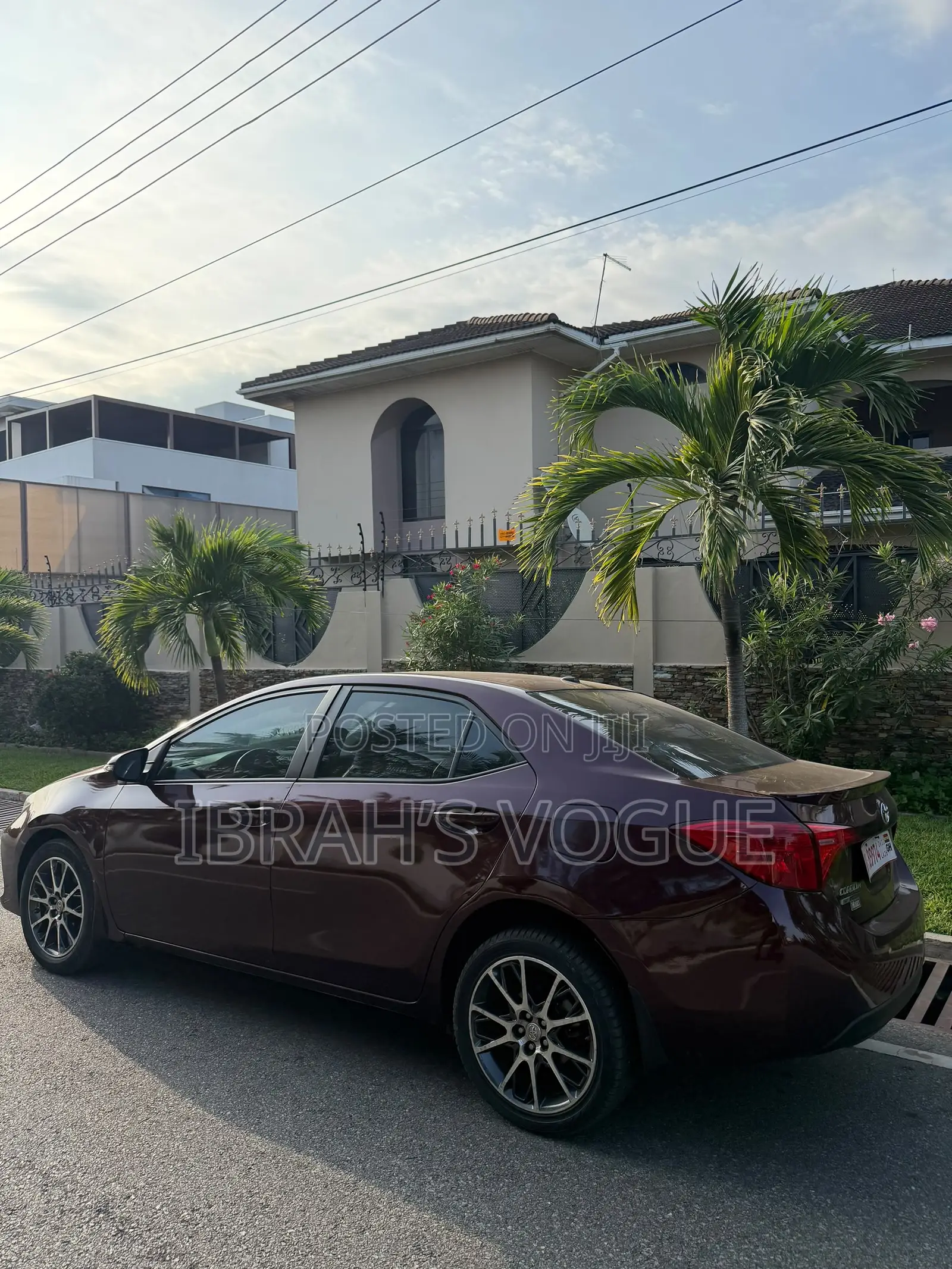 Toyota Corolla SE 4dr Sedan (1.8L 4cyl CVT) 2017