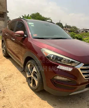 Hyundai Tucson 2017 Red