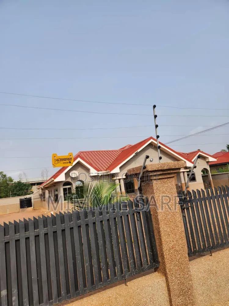 4bdrm House in Mari Keyrealty, Commandos for sale