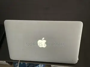 Laptop Apple MacBook Air 32GB Intel Core i3 SSHD+SSD 40GB
