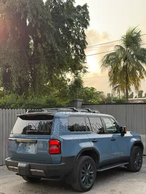 Toyota Land Cruiser Prado 2025 Blue