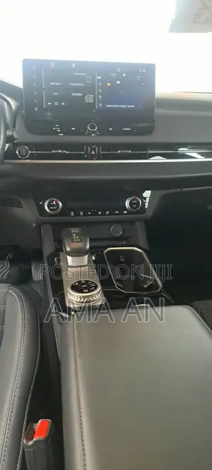 Mitsubishi Outlander SE 2025 Silver