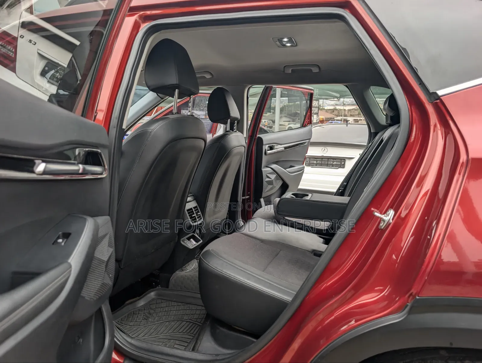 Kia Seltos X-Line 2024 Red