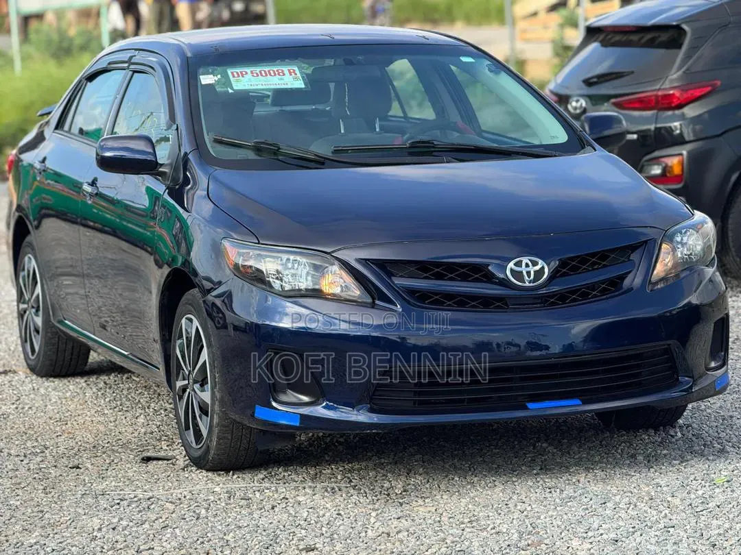 Toyota Corolla 2012 Blue