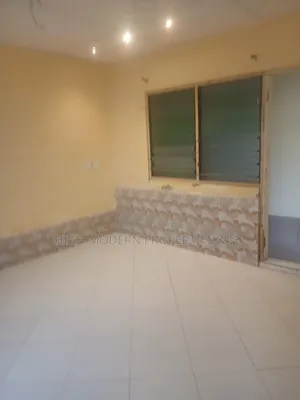 1bdrm House in High Modern, New Town for rent