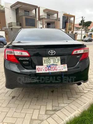 Toyota Camry SE 4dr Sedan (2.5L 4cyl 6A) 2014 Black