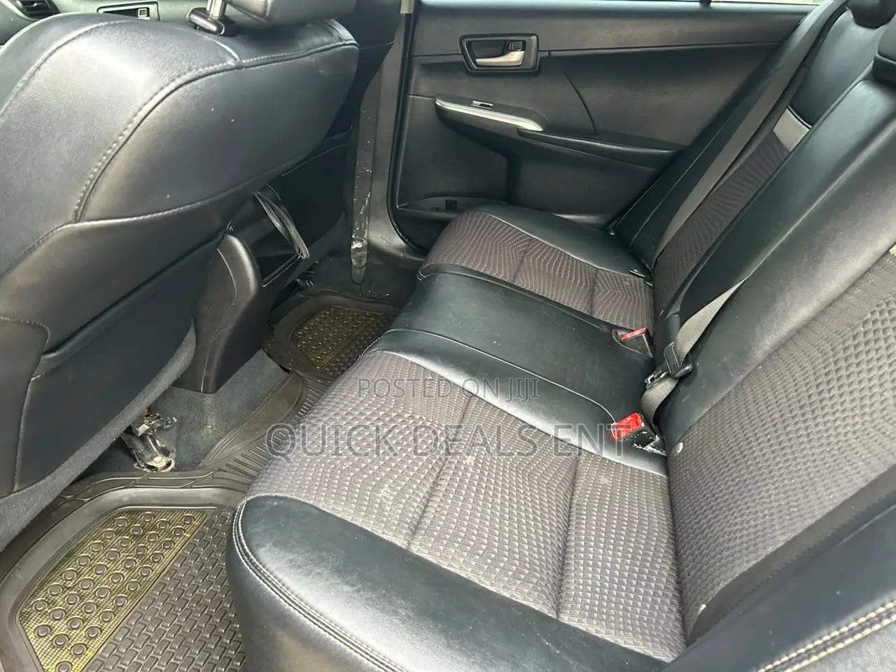 Toyota Camry SE 4dr Sedan (2.5L 4cyl 6A) 2014 Black