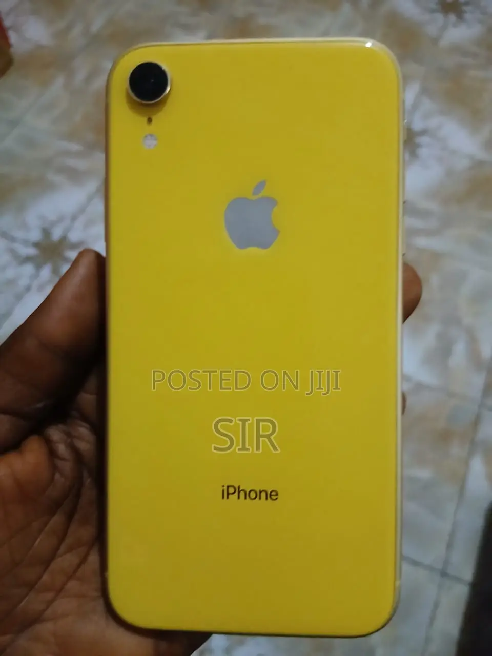 Apple iPhone XR 64 GB Yellow