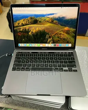 Laptop Apple MacBook Pro 2020 16GB Intel Core i5 SSD 512GB