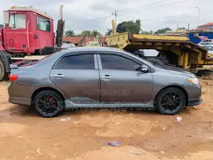 Toyota Corolla S 4dr Sedan (1.8L 4cyl 4A) 2010 Gray